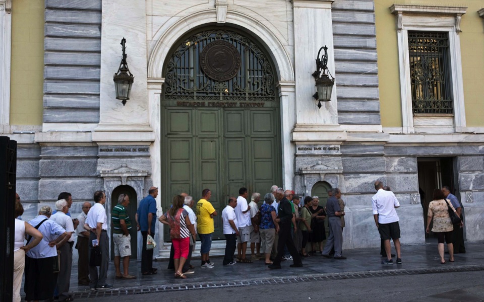 Greek bank-failure law puts big deposits at risk, Moody’s says