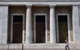 Hoist Finance plans partnership with Bank of Greece