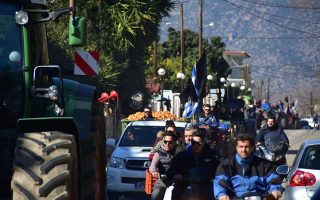 Hundreds of trucks stranded on Greek-Bulgarian border