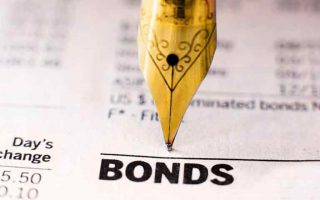 Greek state bonds continue to outperform
