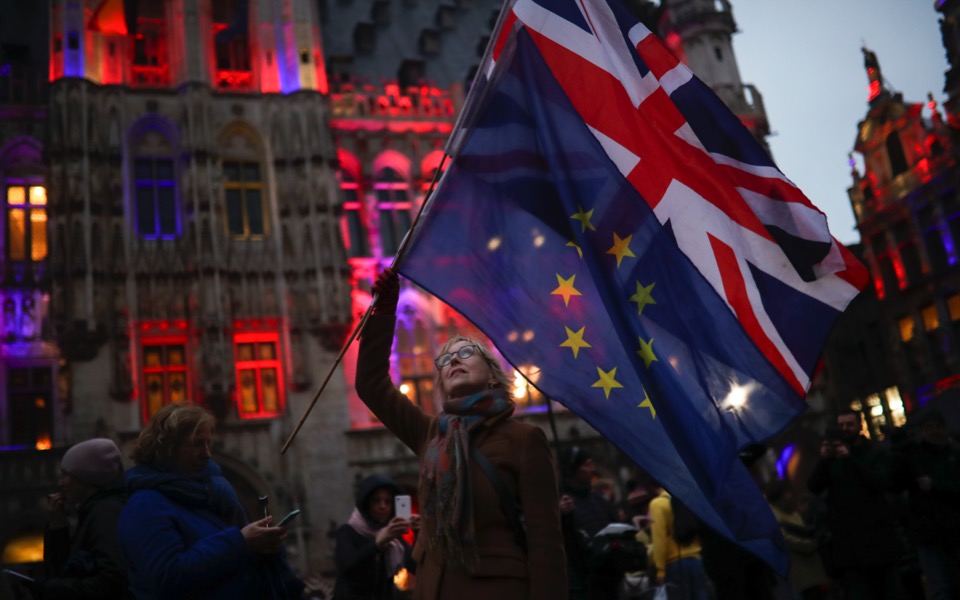 Auld lang syne: New Year brings final UK-EU Brexit split