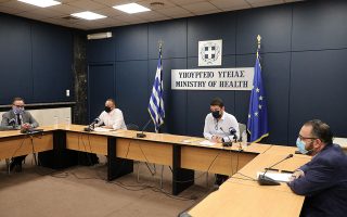 Cultural hiatus, caps on gatherings, telework introduced to stem Covid in Greek capital