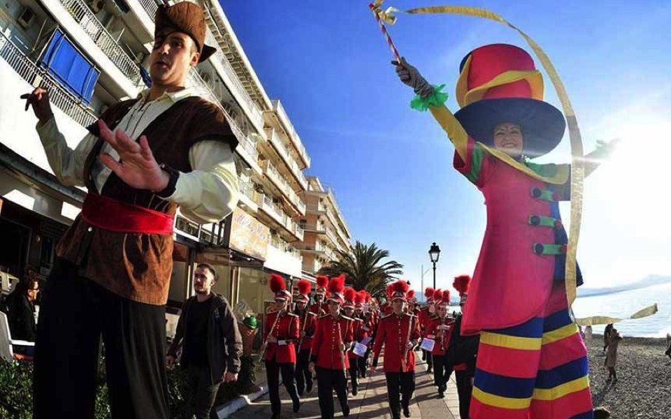 Greek authorities warn defiant carnival revelers