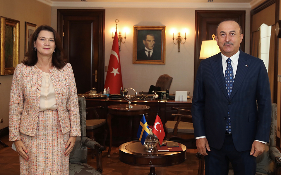 Turkish, Swedish ministers trade swipes in tense meeting