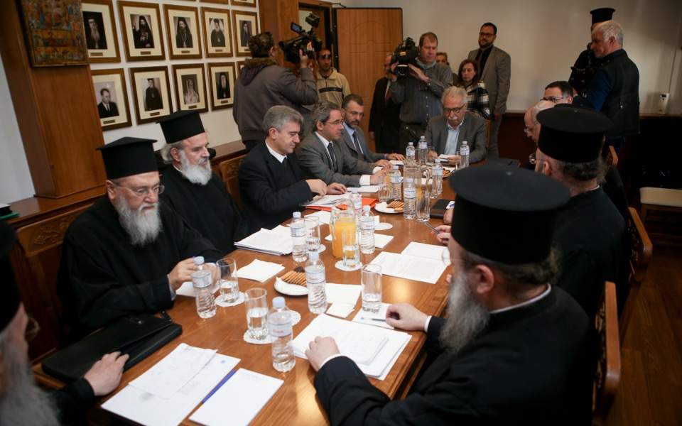 Holy Synod wants dialogue over state relations but no pay status change