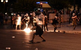Arrests made over hooligan clashes on Sunday