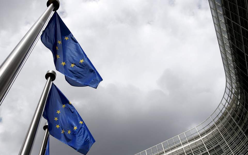 EU officials criticize government policy mix