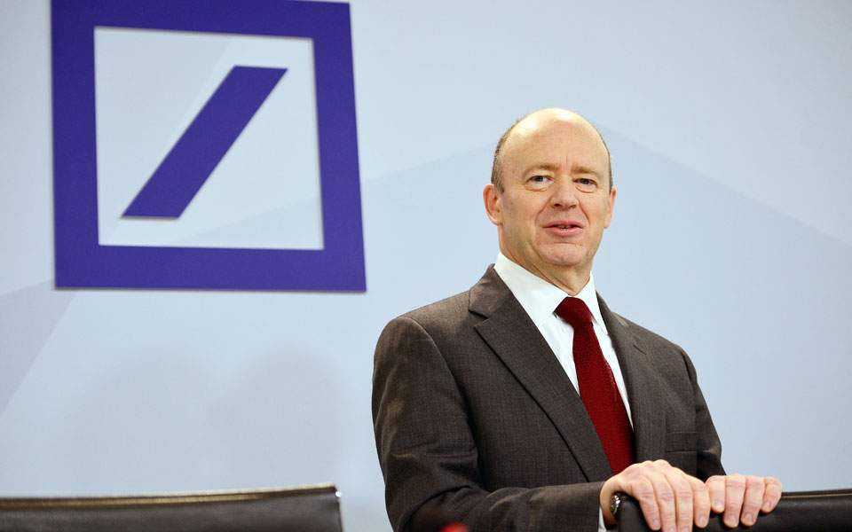 Deutsche Bank CEO sees positive outlook for Greece in 2018
