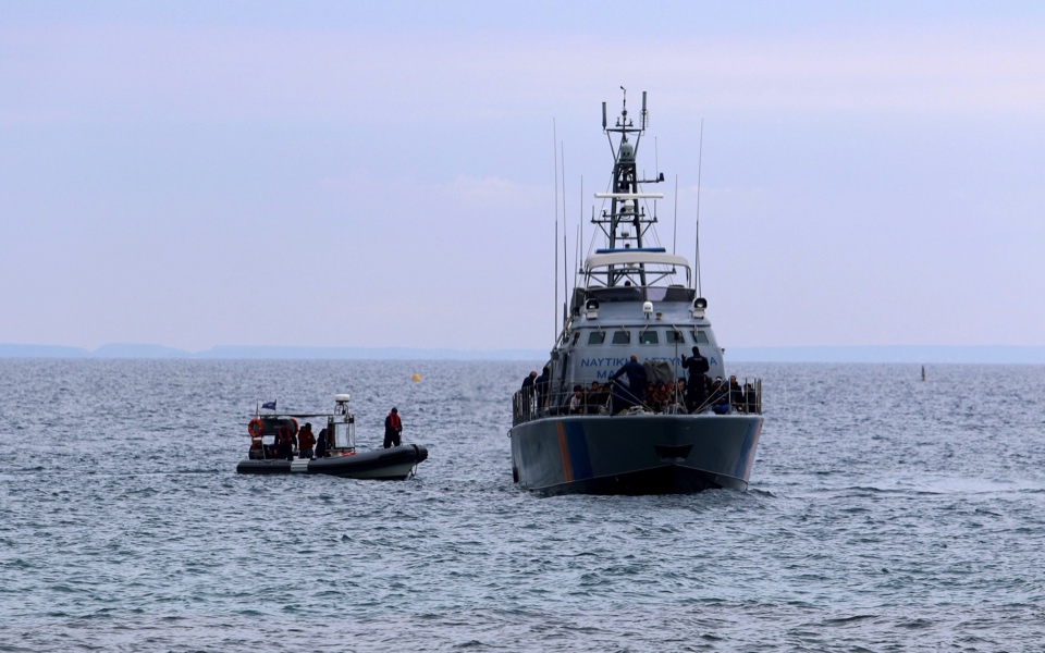 As arrivals rise, Cyprus intercepts boat with 101 on board