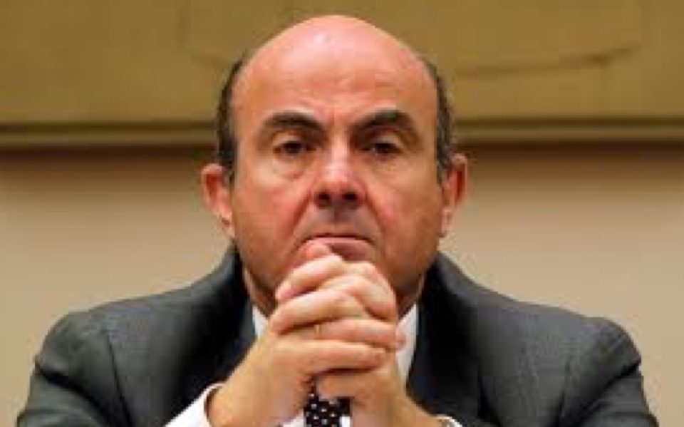 Spanish finance chief urges caution on Greece