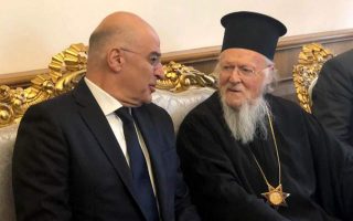 Dendias meets Patriarch in Istanbul