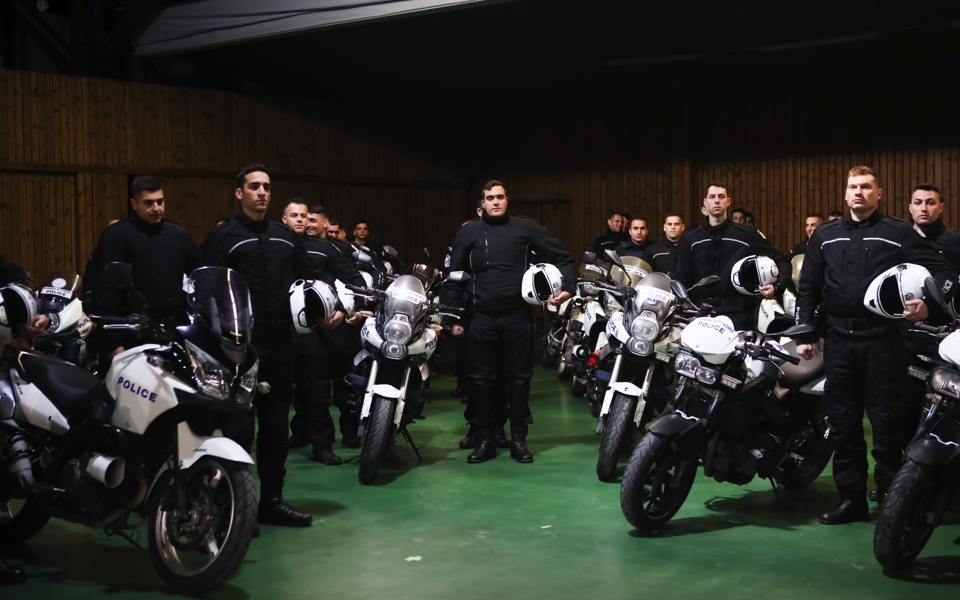 Greek PM pledges ‘zero tolerance’ for crime as police unveil reinforcements