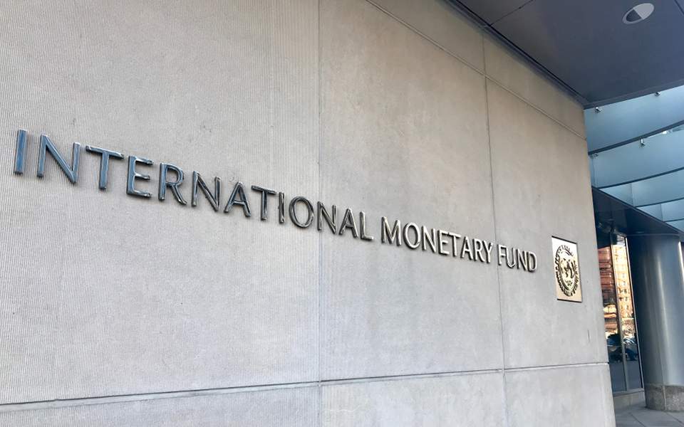 IMF insists on need for cuts to pensions, lower surpluses