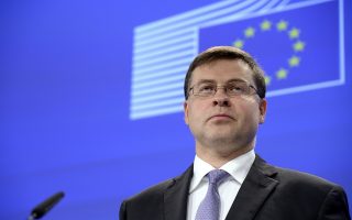 Greek bank rescue won’t rely on taxpayer funds, Dombrovskis says