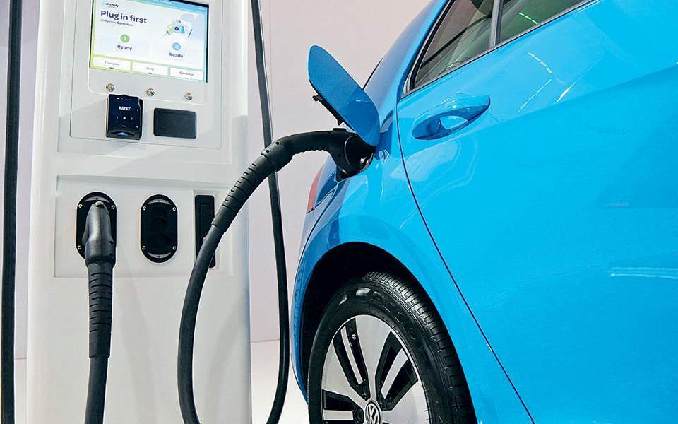 Electric cars attract plenty of interest
