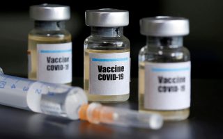 Poll shows 30% against Covid vaccine