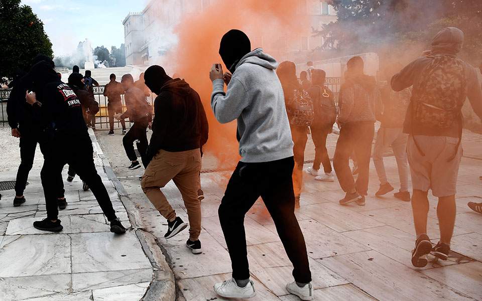 Unrest in Athens after protest by schoolchildren hijacked by anarchists