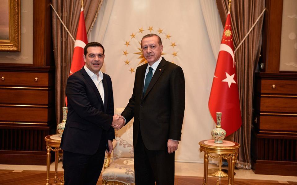 Turkish vessels violate Greek territorial waters after Tsipras, Erdogan meet