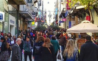 Teen pickpockets caught red-handed on Ermou