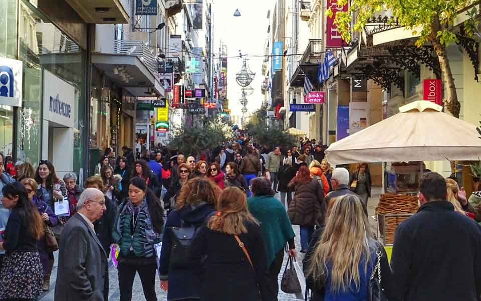 Ermou Street sees store rental rates soar 12.8 pct from 2016