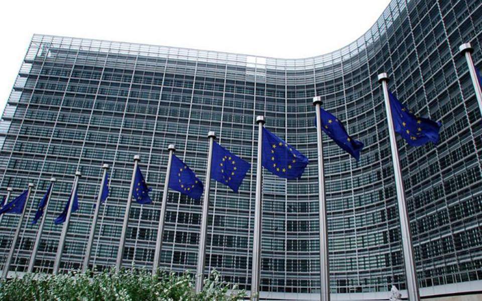 EU countries back investment screening plan with China in mind