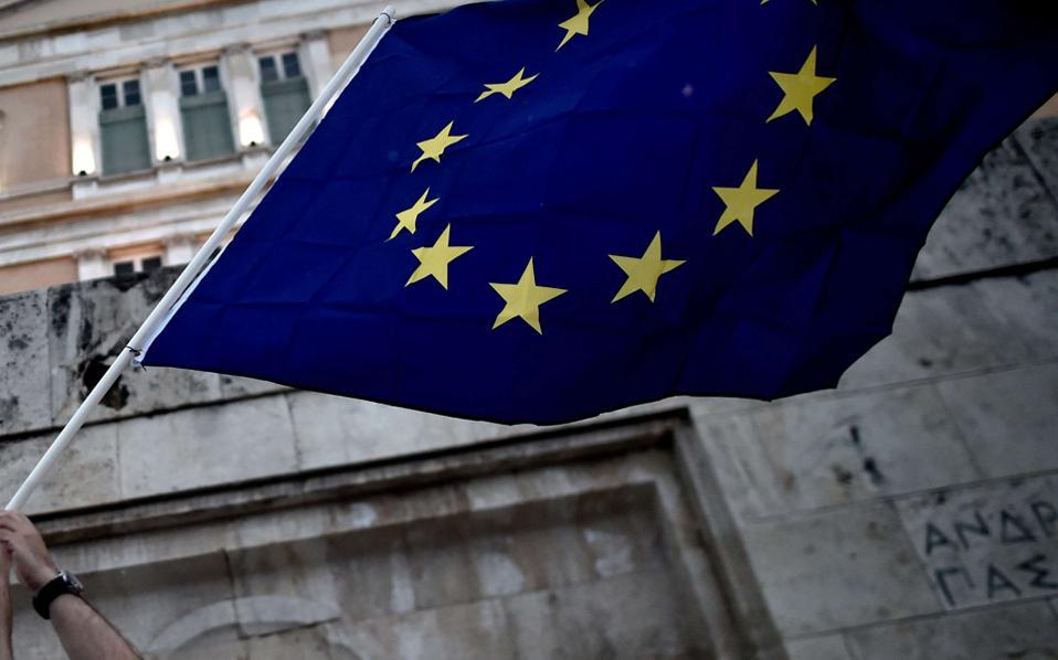 Franco-Greek arms deal divides the EU