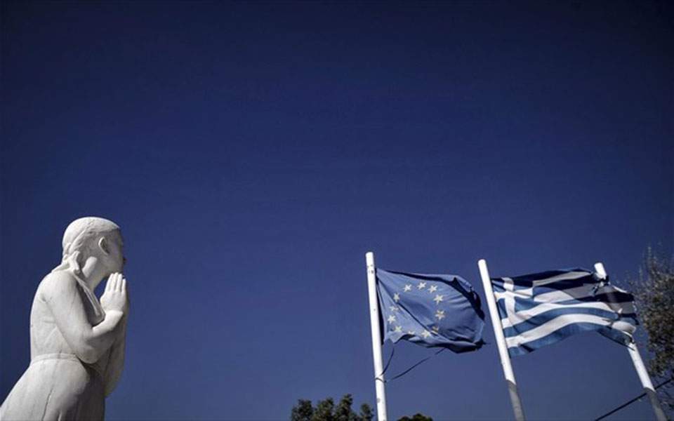 Greek satisfaction with country’s direction in 2019 low, but rising