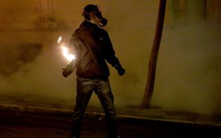 Molotov cocktails thrown at police in Exarchia