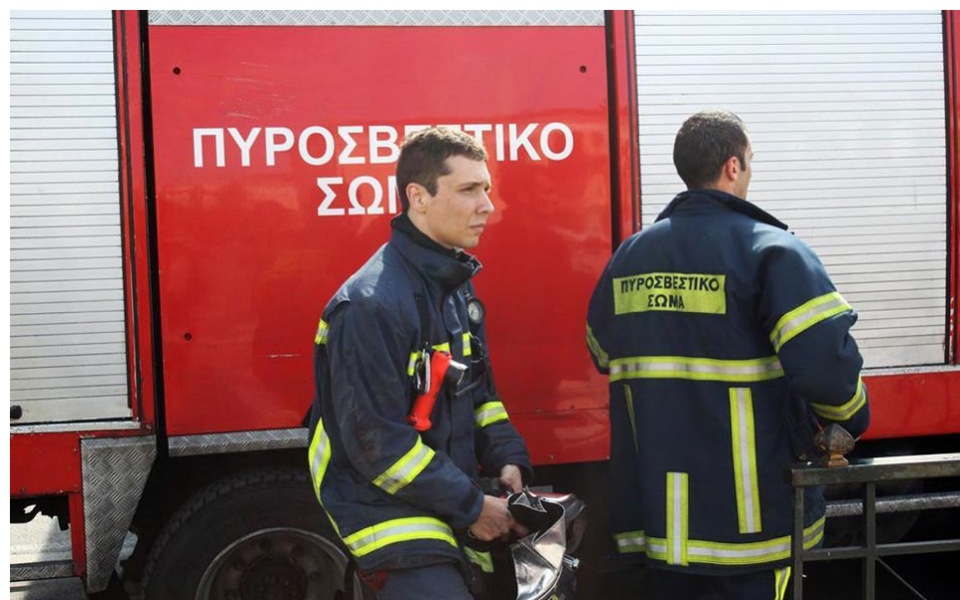 Firefighters recover man’s body in Thessaloniki blaze