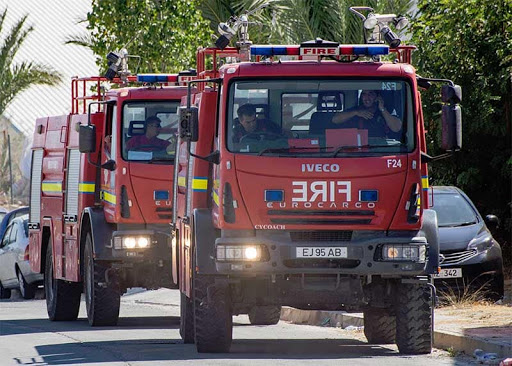 Water trucks racing to Petropigi fire forced to pay road tolls