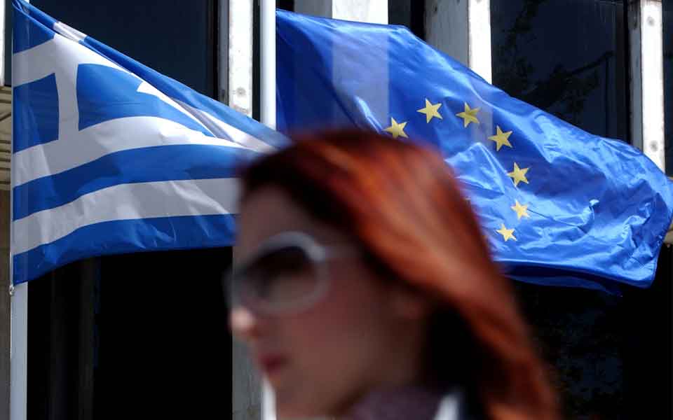 Greek gov’t bonds climb after Eurogroup