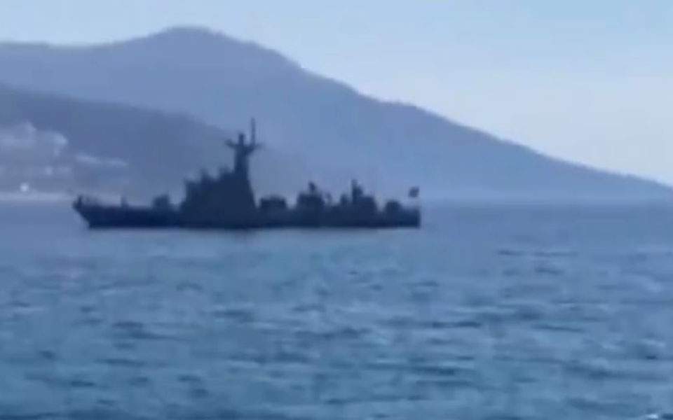 Greek, Turkish frigates reportedly in sea area between Kastellorizo and Kas