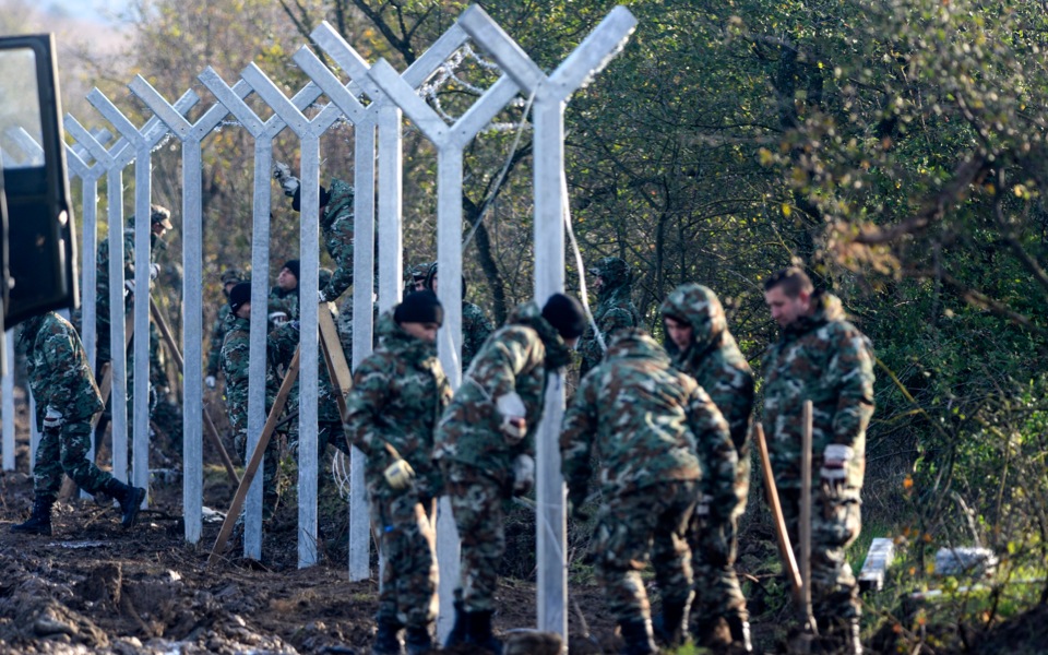 Border agency director troubled by internal EU fences