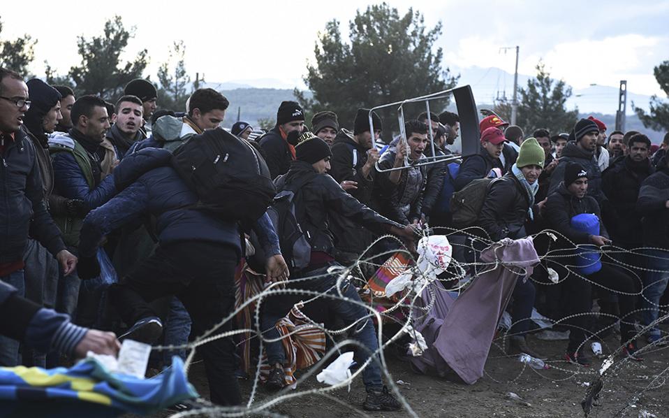 Tensions high at Greek-FYROM border