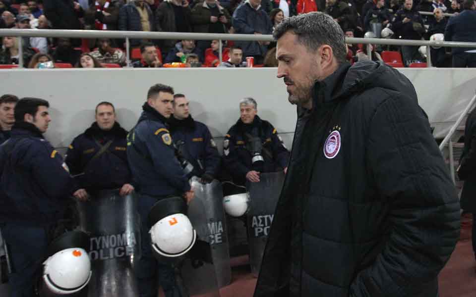 Oscar Garcia the latest manager to leave the Olympiakos bench