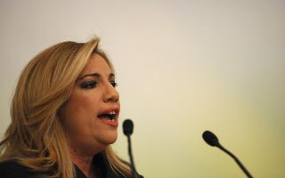 Gennimata’s call for snap polls prompted by bailout concerns