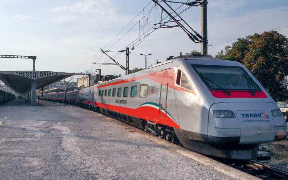 Plans for fast Athens-Thessaloniki train going slow