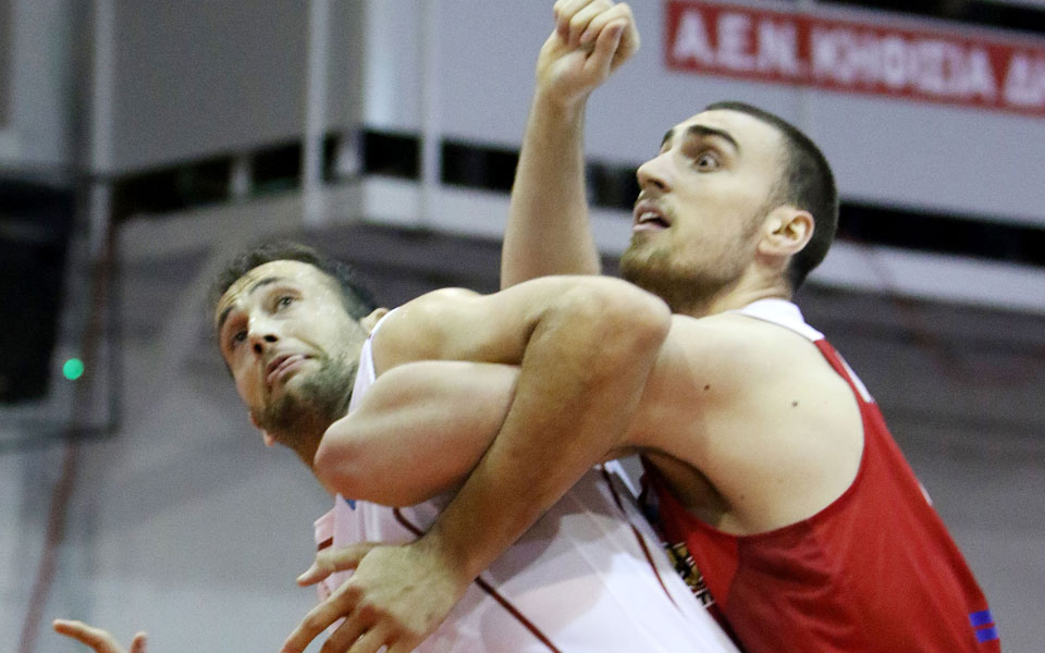 Olympiakos hoopsters scrape through Kifissia challenge