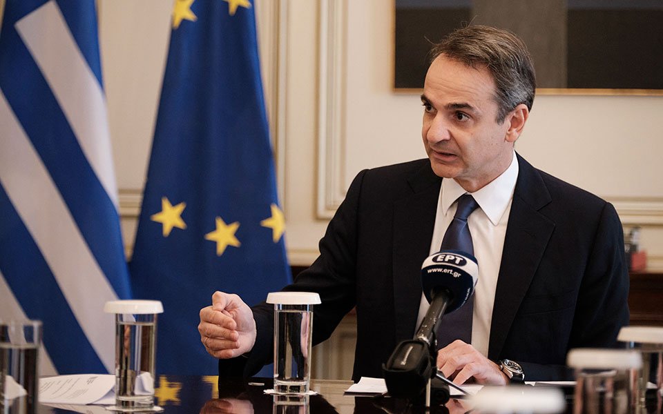 Poll: Mitsotakis is most popular political leader; majority do not want snap elections
