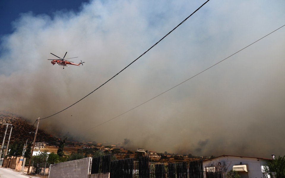 Greek firefighters battle major wildfire near Athens