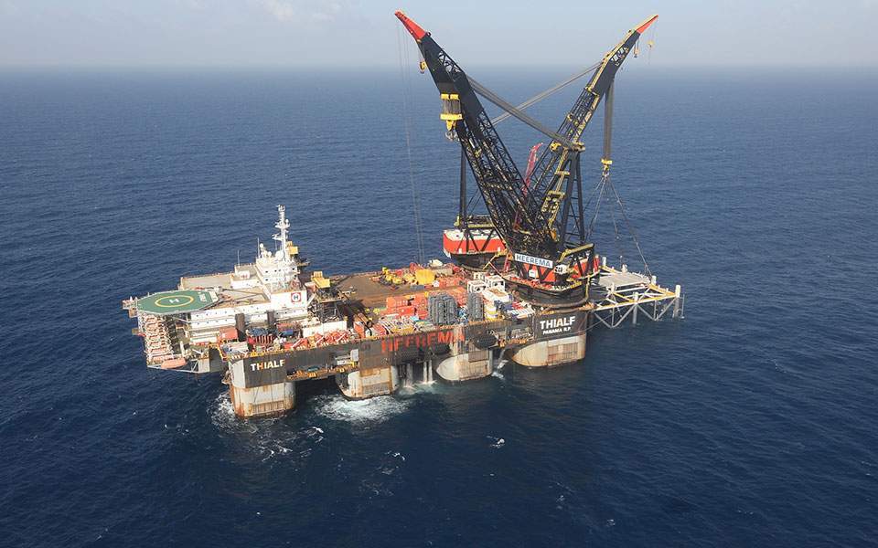 Israel begins pumping from lucrative Mediterranean gas field