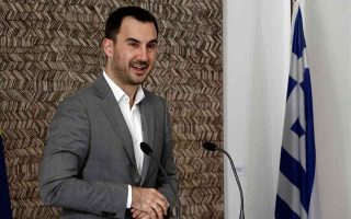 Greek, Israeli officials encourage businesspeople in Tel Aviv to invest in Greece