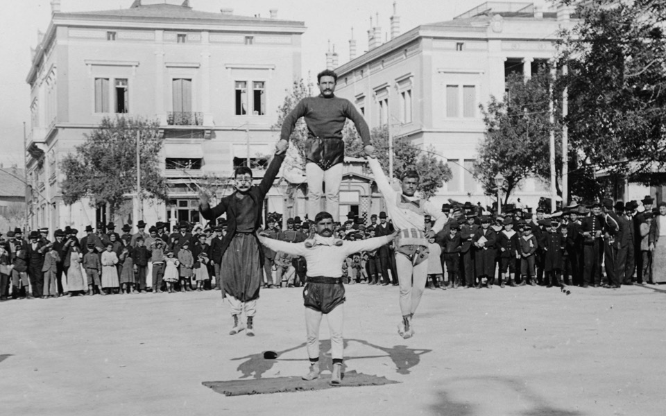 A British photographer’s snapshots of Athens in 1904