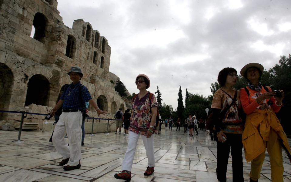 Fashion show outside ancient theater canceled