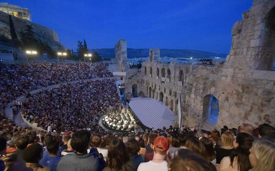 KAS greenlights fashion show in front of Herod Atticus Theater