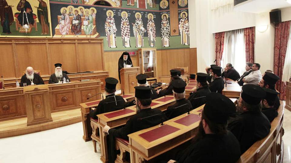 Holy Synod says no change needed in Church-state relations