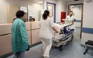 Hospital staff to protest cutbacks on Wednesday