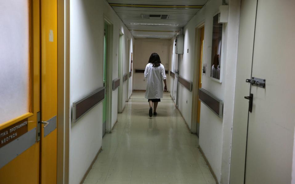 Athens, Piraeus hospital doctors to join general strike Thursday