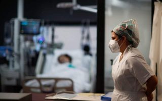 Hospitals struggling with high intubation numbers