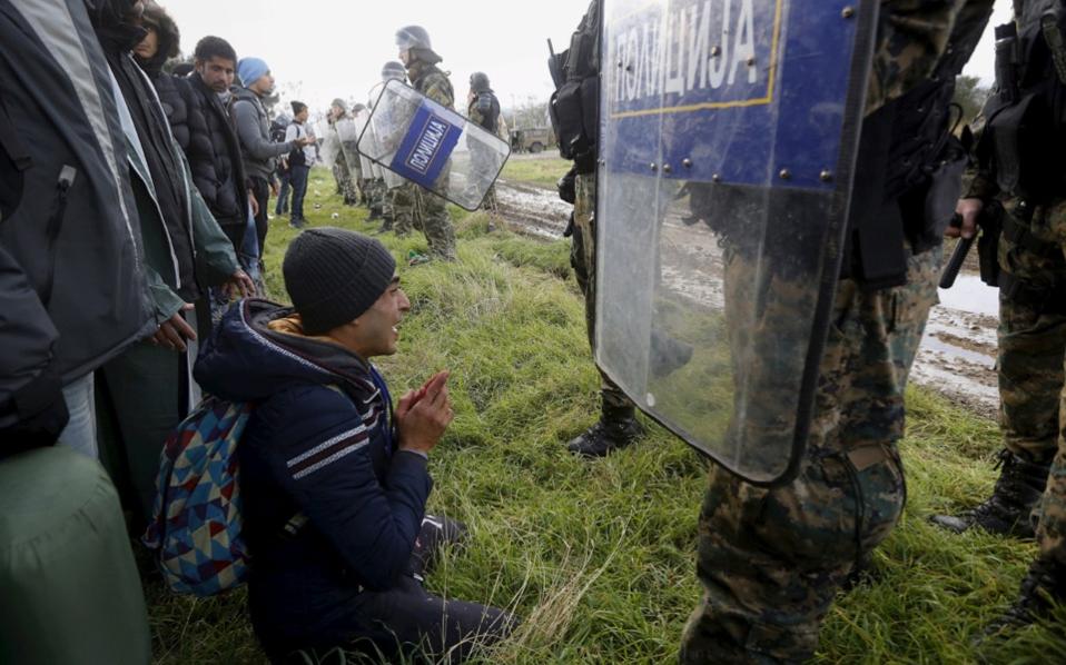EU to unveil controversial border guard system
